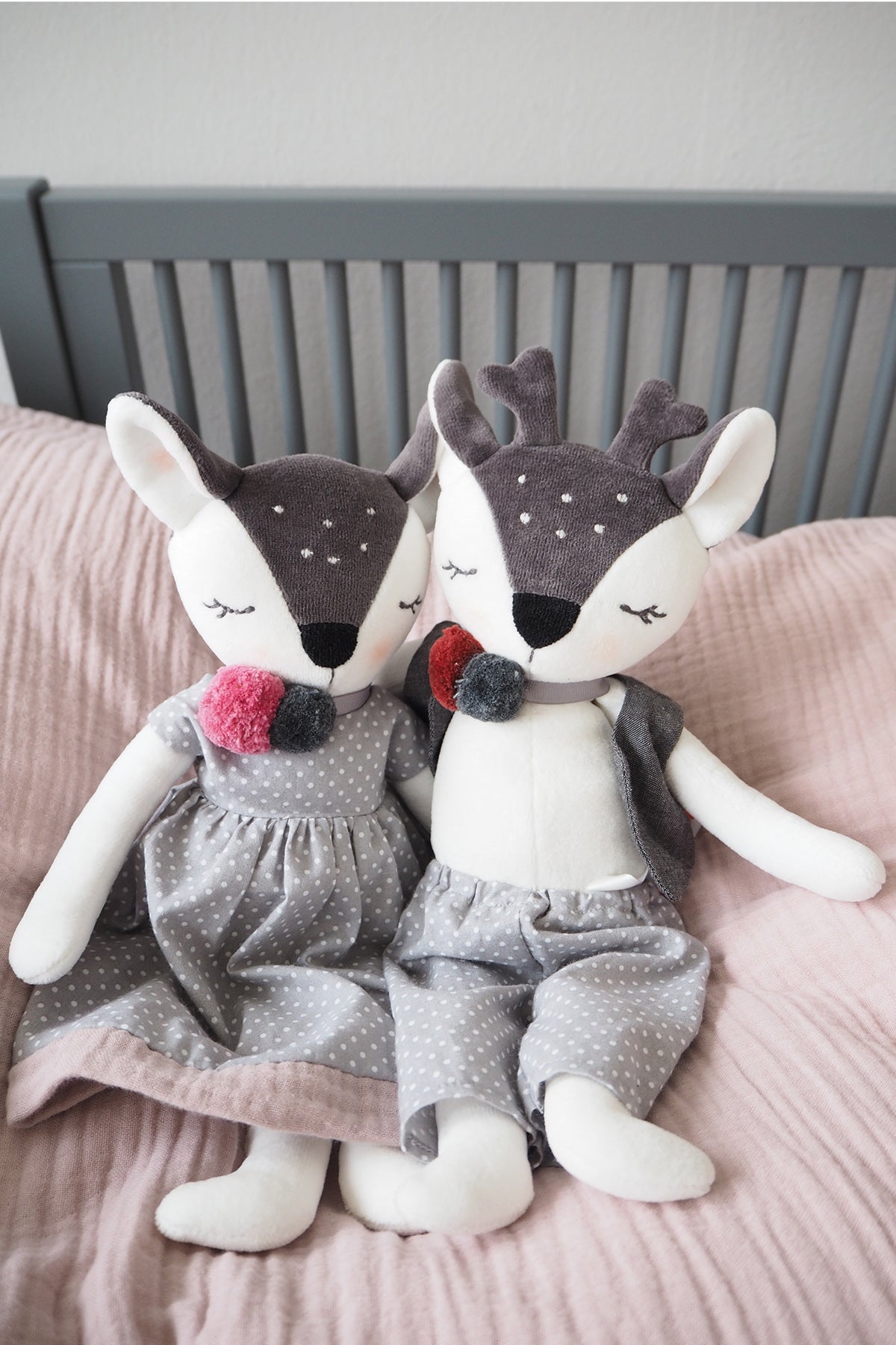 Lot de 3 Grandes poupée faon fille