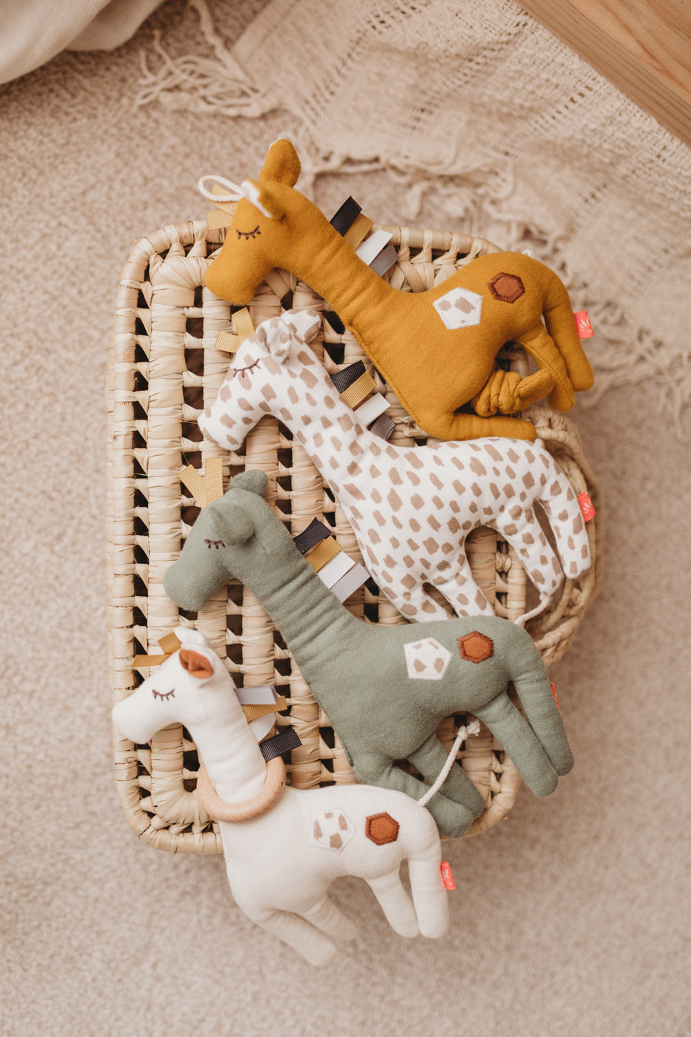 Lot de 3 Jouets à saisir girafe olive