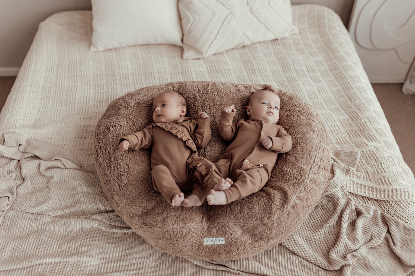 - Housse Relax pour coussin d'allaitement jumeaux en teddy | Taupe par :