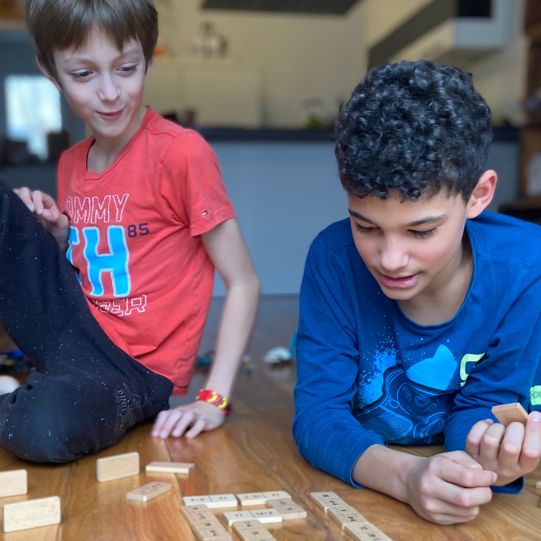Domino mathématique en bois