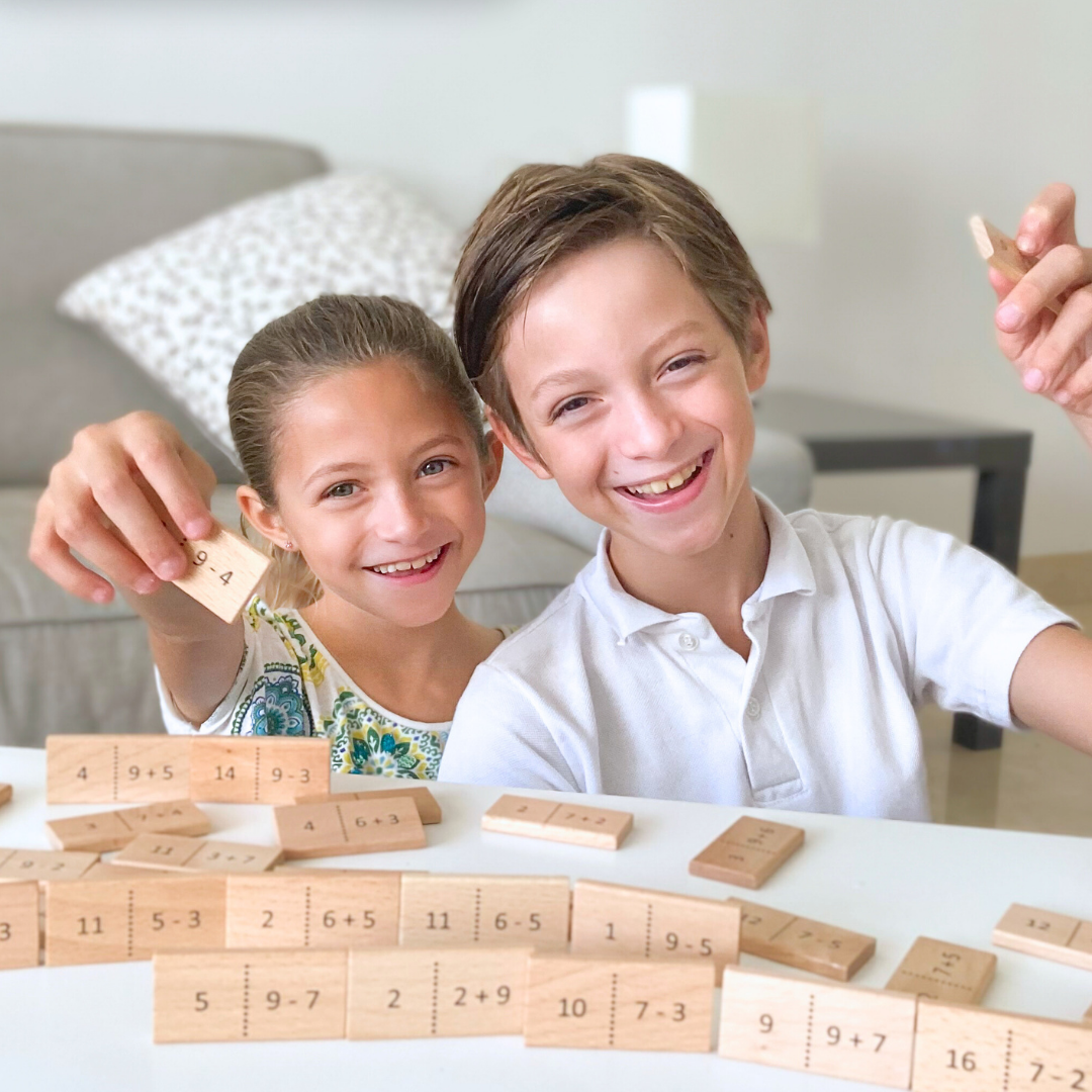 Lot de 3  Dominos mathématiques  - Mathématiques Plus & Moins